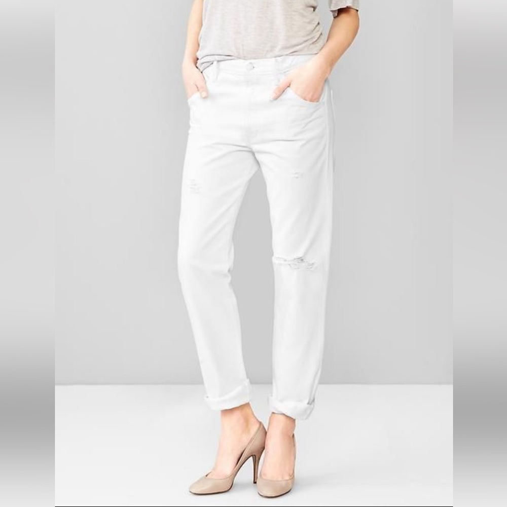 Women's White GAP Sexy Boyfriend Jean